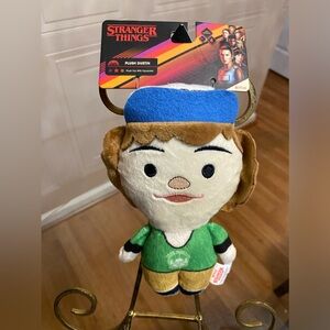 New! Netflix Stranger Things “Dustin” Bloody Nose Plush Dog Toy Squeaky 8”